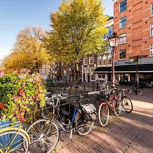 Canal Bed and breakfast